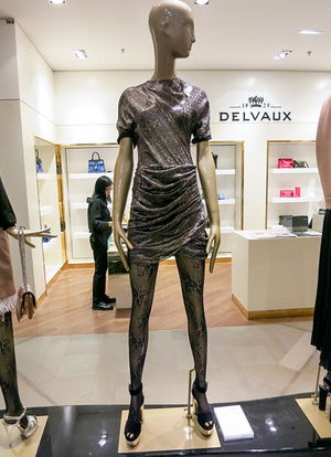 女装品牌全攻略 从快时尚到设计师品牌，总有一款适合你